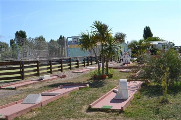 Evasion Oceanique : Mobil-home Dans Un 4* A 50m De L'ocean Campingplatz